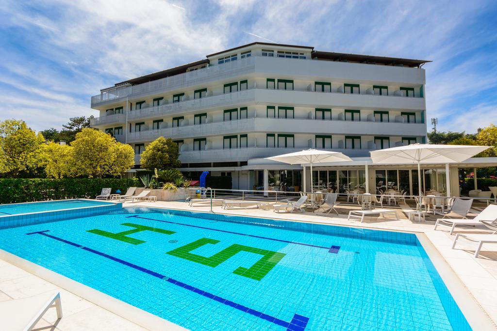 Hotel Smeraldo Lignano Sabbiadoro Esterno foto