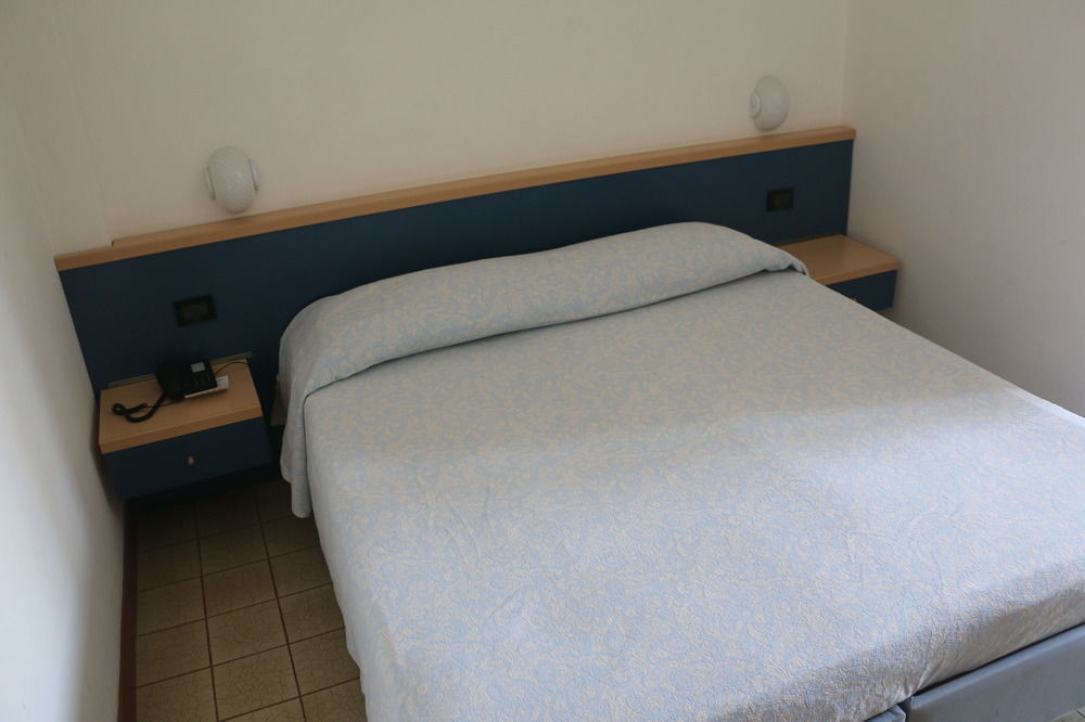 Hotel Smeraldo Lignano Sabbiadoro Esterno foto
